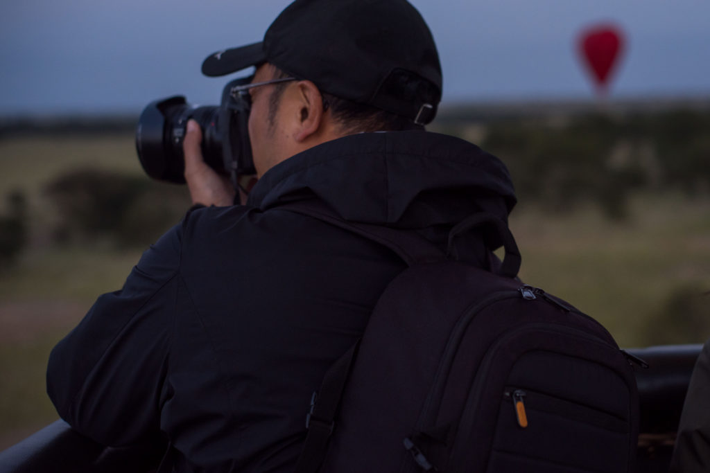 Photography during a balloon safari