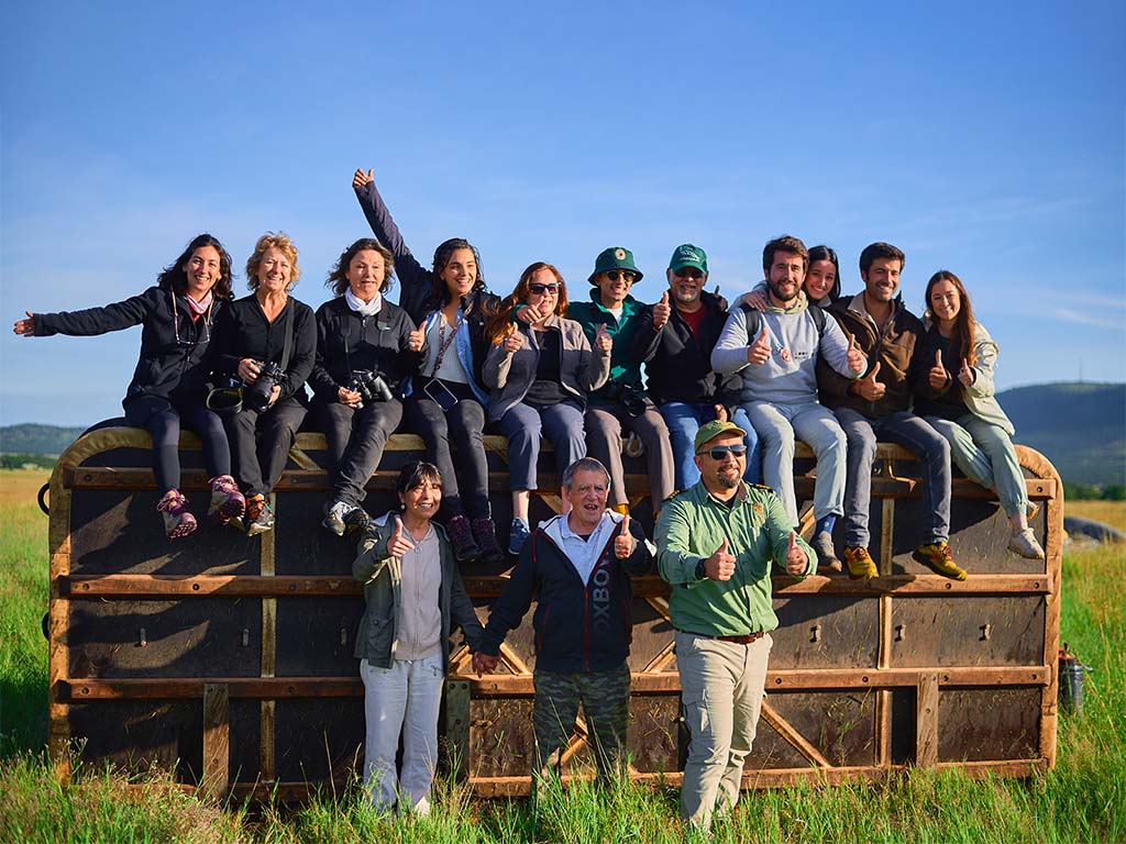 Nuestros invitados celebran el aterrizaje de nuestro Safari en Globo Miracle Experience 